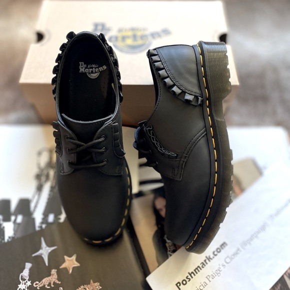 Dr. Martens 1461 Frill Nappa Leather Oxford Shoes - Picture 10 of 12